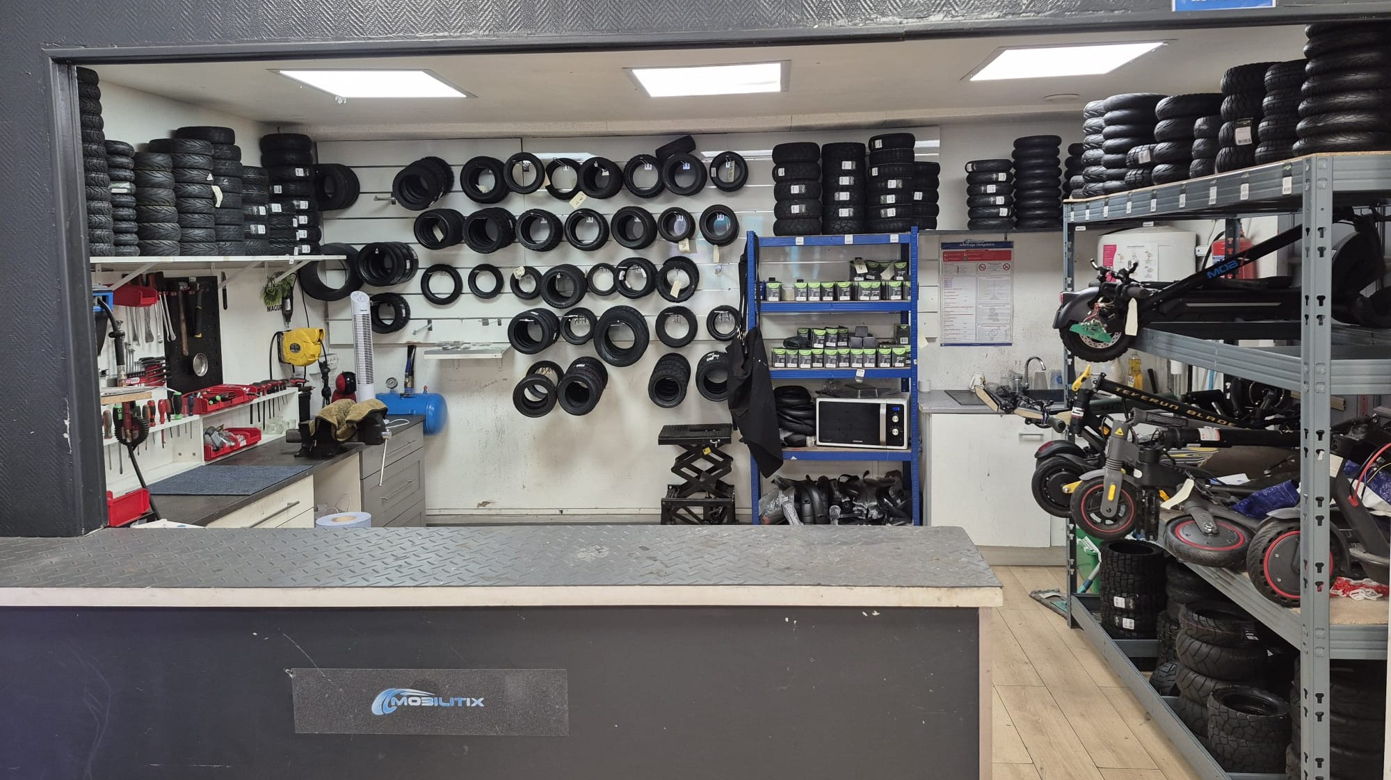 Photo de l'atelier de réparation de vélos et trottinettes de Rouen