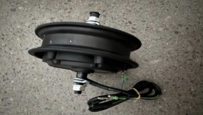 [AR02596] Moteur 800W Speedtrott XT-800 et MOBX TREK1